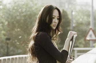 �������Ͳ�ӵļ�����Ƶ���㶫������ִ���ڼ俪��˯����Ů����������...